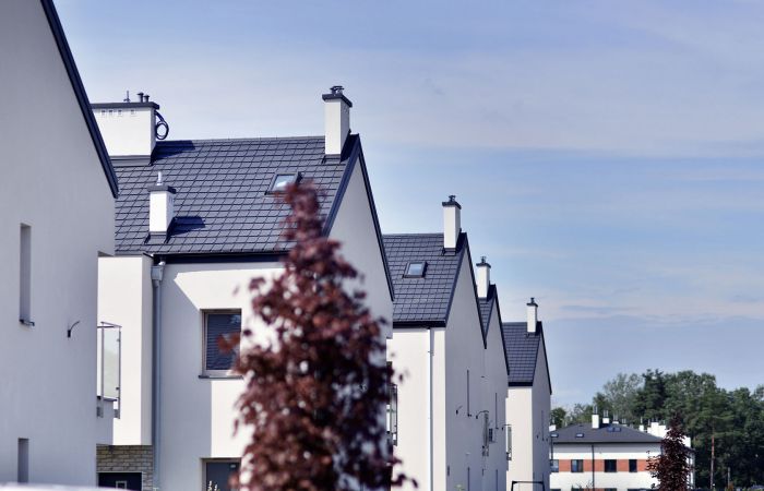 moderne weiß Mehrfamilienhäuser