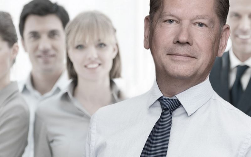 Teambild mit dem Geschäftsführer von WSD Sicherheitsdienst Ingo Lütke im Vordergrund